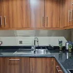 شقة فاخرة في برج رافال