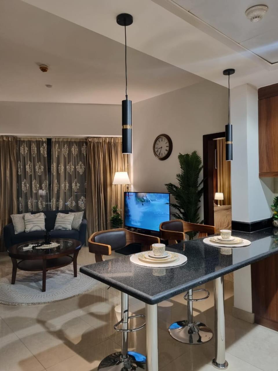 Apartment فاخرة في برج رافال *